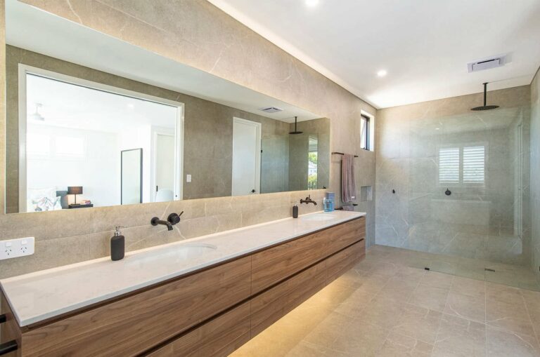 ensuite-and-shower